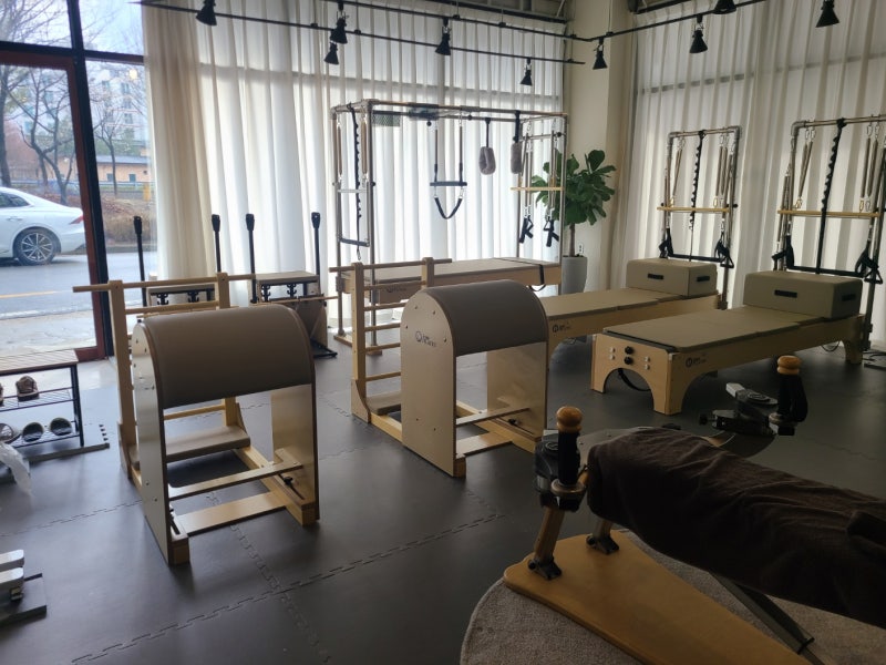 Pilates apparatus